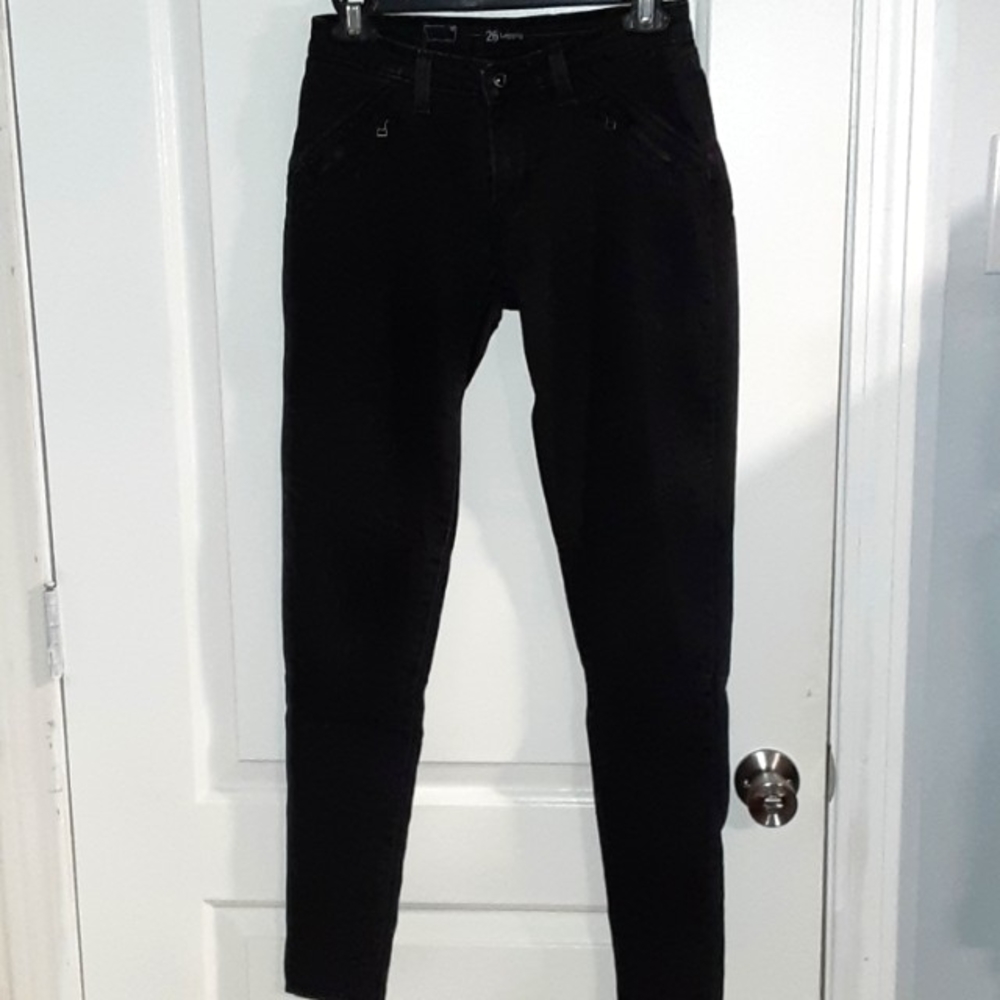 Levi's Skinny Jeans (size 26)